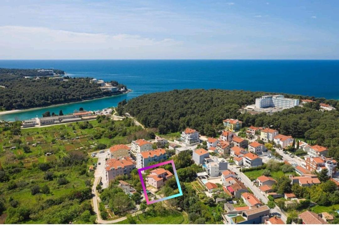 Apartment Tomas Near The Beach Pula Exterior photo